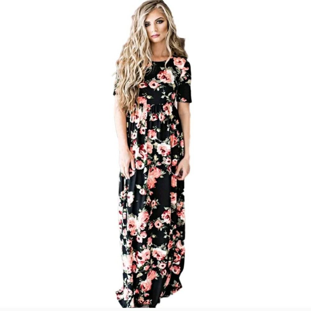 NWOT Gorgeous long flowered dress